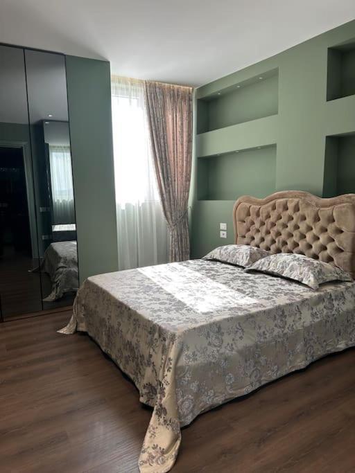 Green Apartment Тирана Екстериор снимка